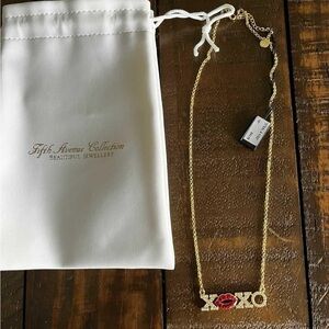 Fifth Avenue necklace